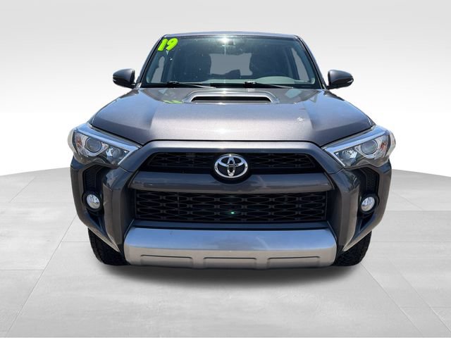 Used 2019 Toyota 4Runner TRD Off-Road Premium AWD/4WD image 2