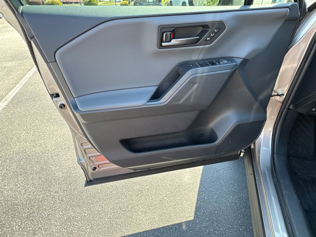 New 2026 Toyota RAV4 XSE image 10