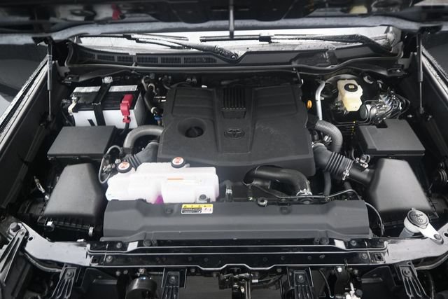 Used 2026 Toyota Tundra SR AWD/4WD image 17