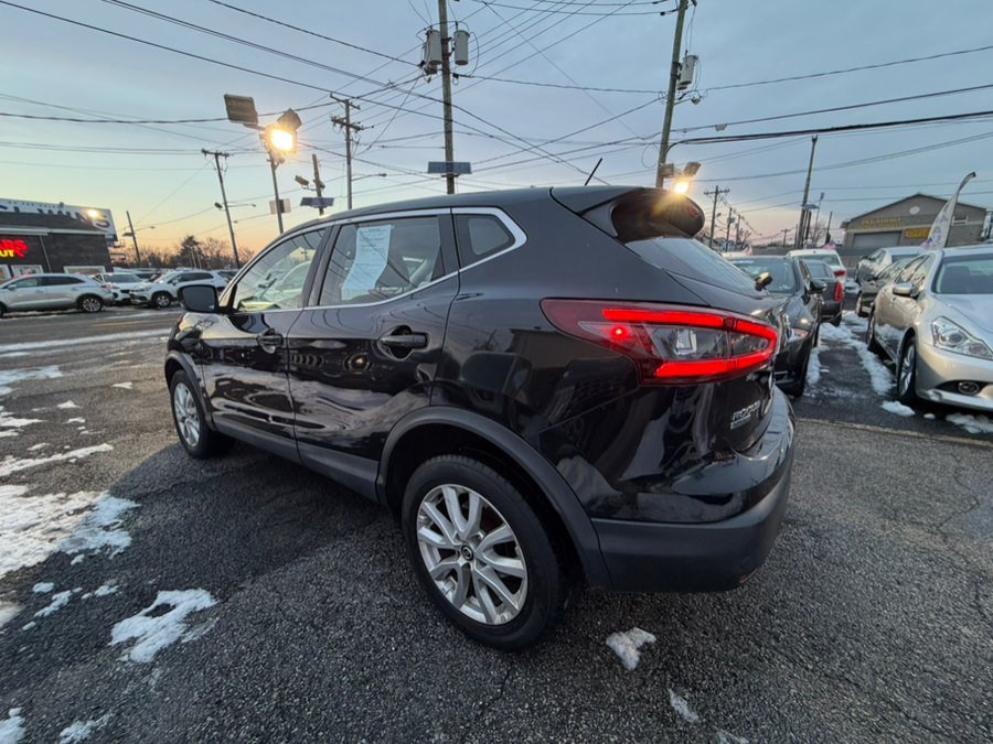 Used 2020 Nissan Rogue Sport S w/ Appearance Package AWD/4WD image 6