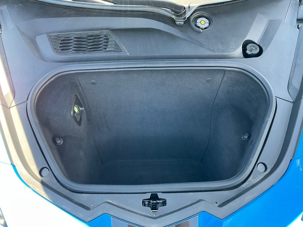 Used 2022 Chevrolet Corvette Stingray Coupe w/ Z51 Performance Package image 23