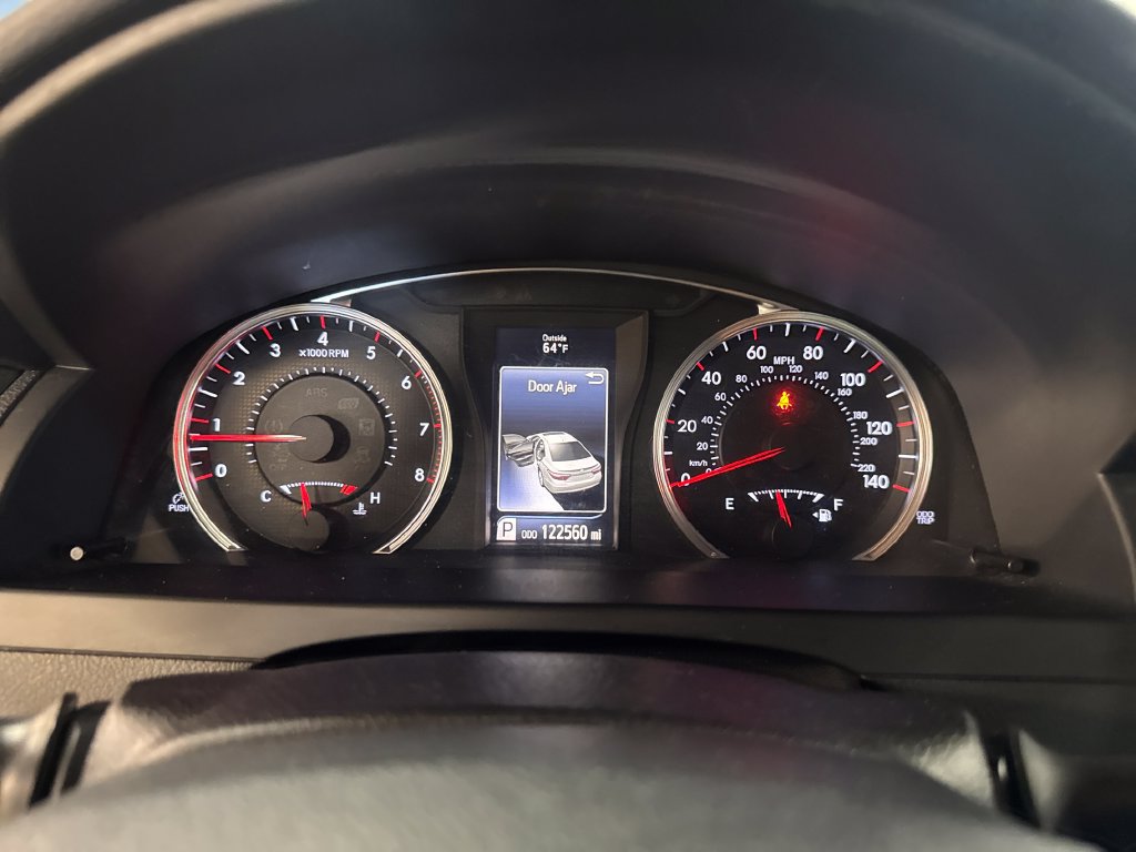 Used 2015 Toyota Camry SE FWD image 21