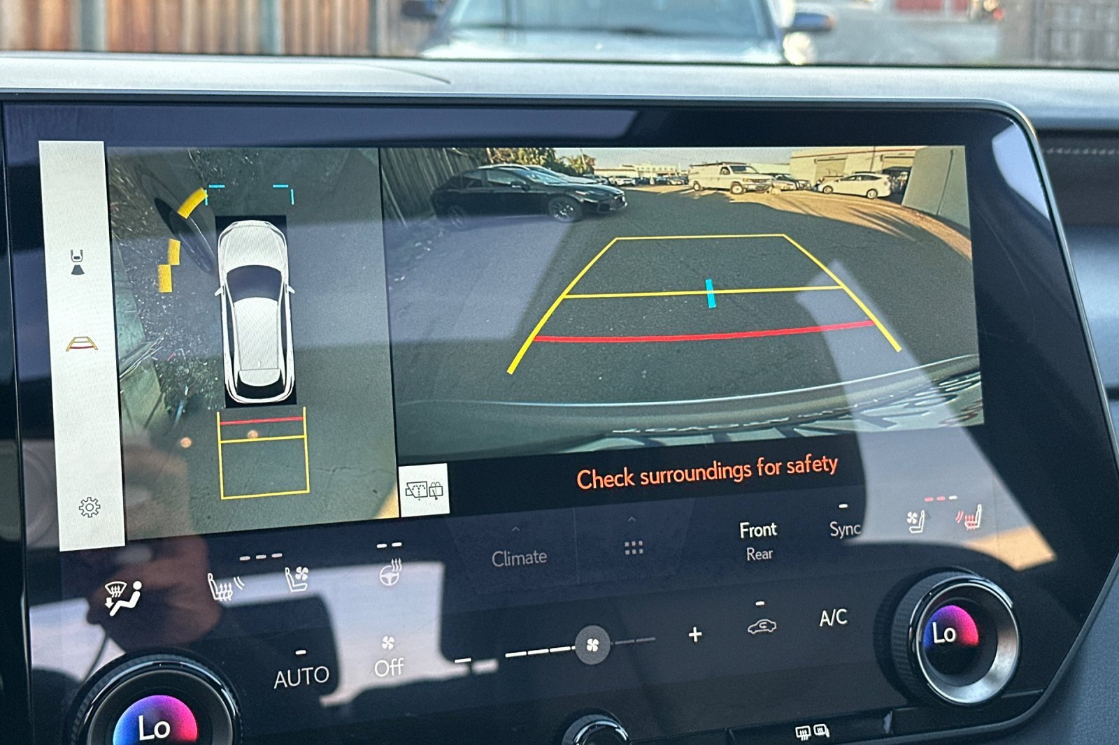 Used 2025 Lexus RX 450h AWD w/ Luxury Package image 22