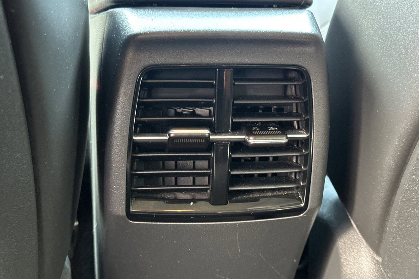 Used 2023 Kia Niro EX image 42