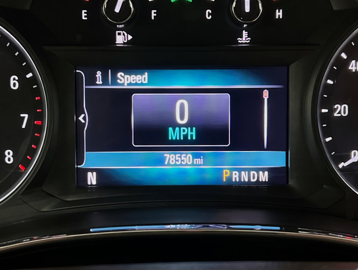 Used 2019 Buick Encore Essence w/ Safety Package II FWD image 8