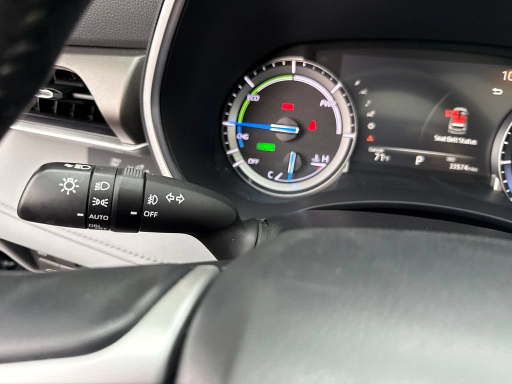 Used 2022 Toyota Highlander XLE AWD/4WD image 26