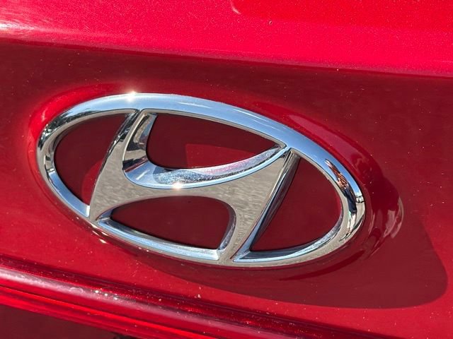 Used 2023 Hyundai Santa Fe SEL w/ Premium Package AWD/4WD image 12