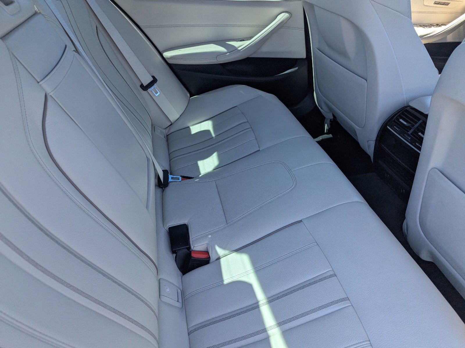 Used 2017 BMW 540i image 14