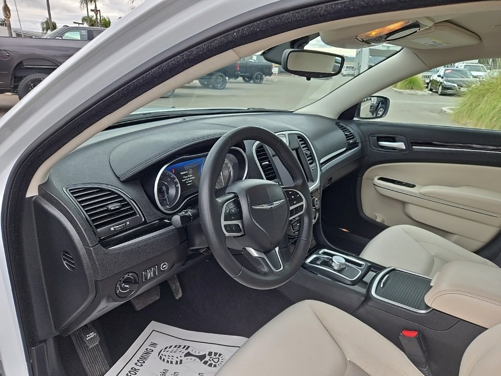 Certified 2023 Chrysler 300 Touring image 12