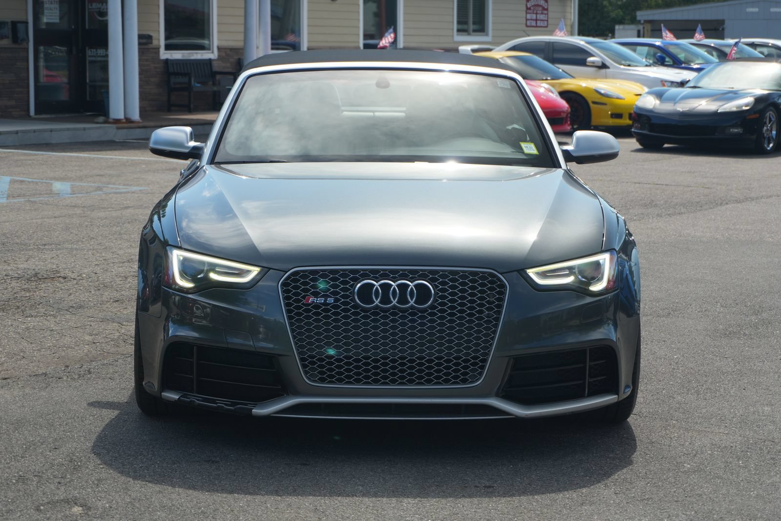 Used 2014 Audi RS 5 Cabriolet AWD/4WD image 2