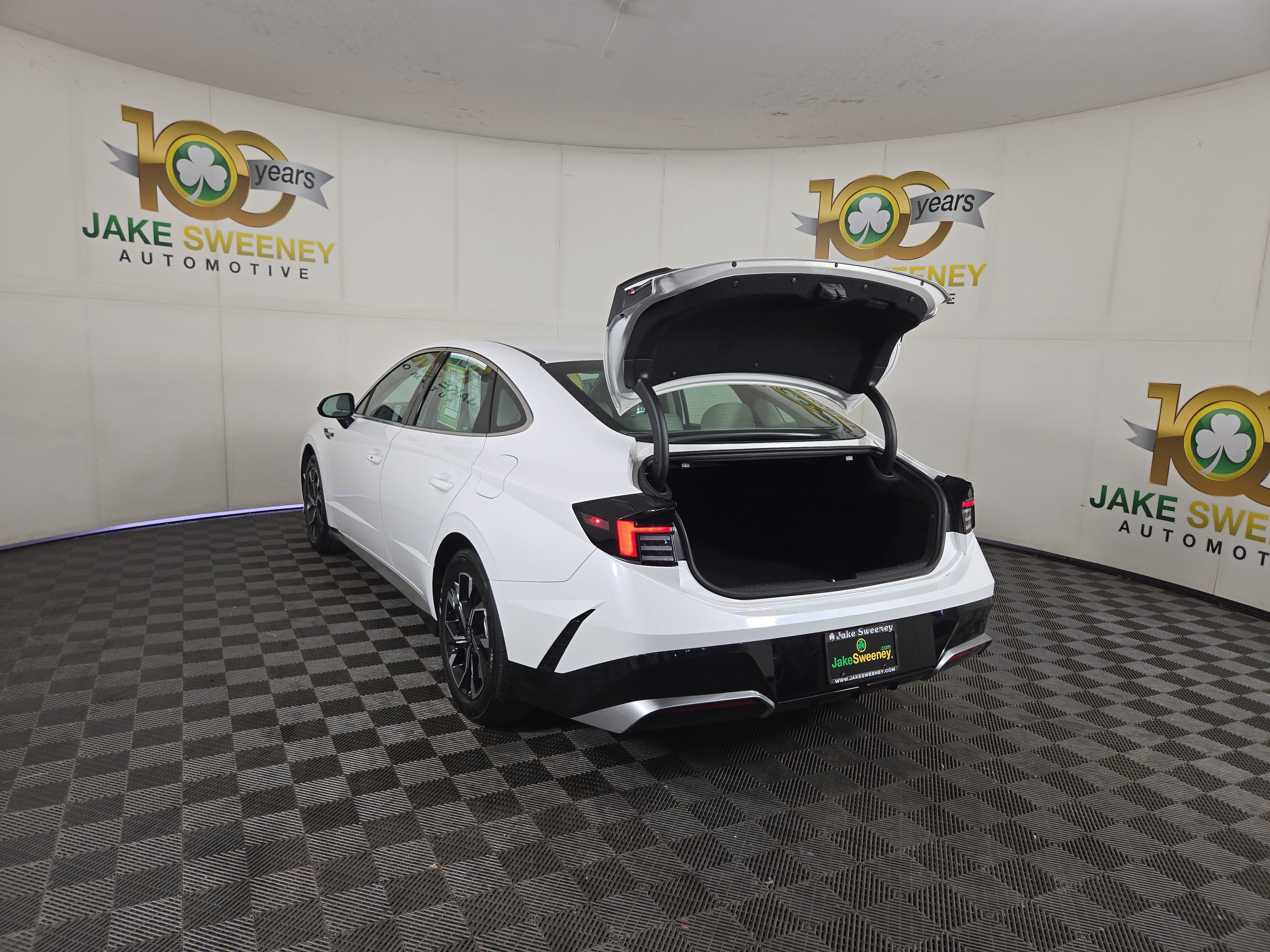 Used 2025 Hyundai Sonata SEL FWD image 30