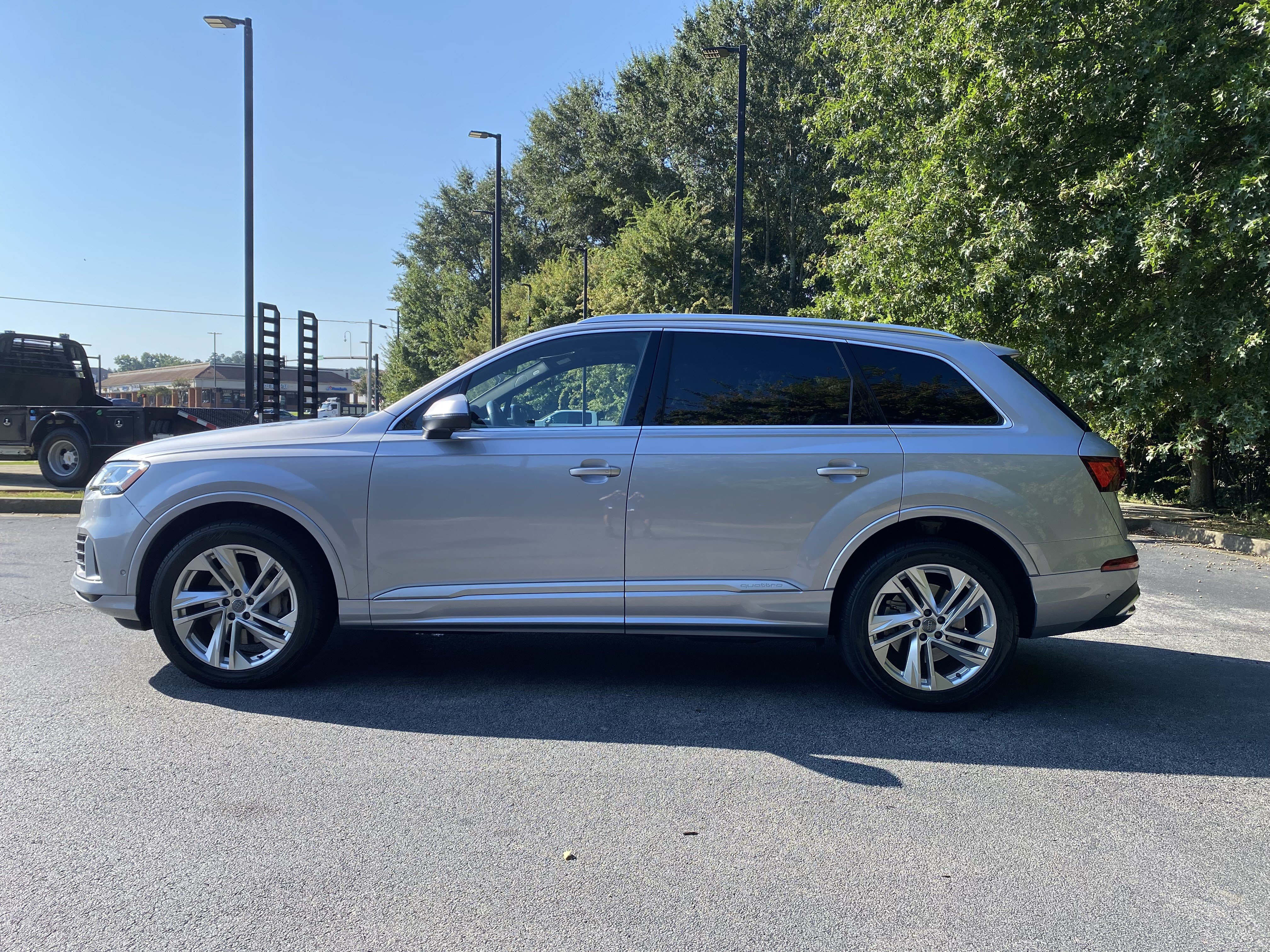 Used 2020 Audi Q7 2.0T Premium Plus w/ Premium Plus Package AWD/4WD image 6