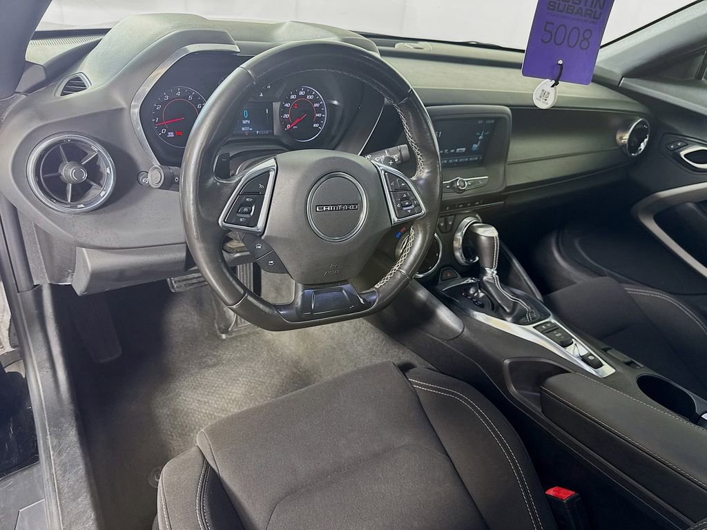 Used 2018 Chevrolet Camaro LT w/ RS Package image 10