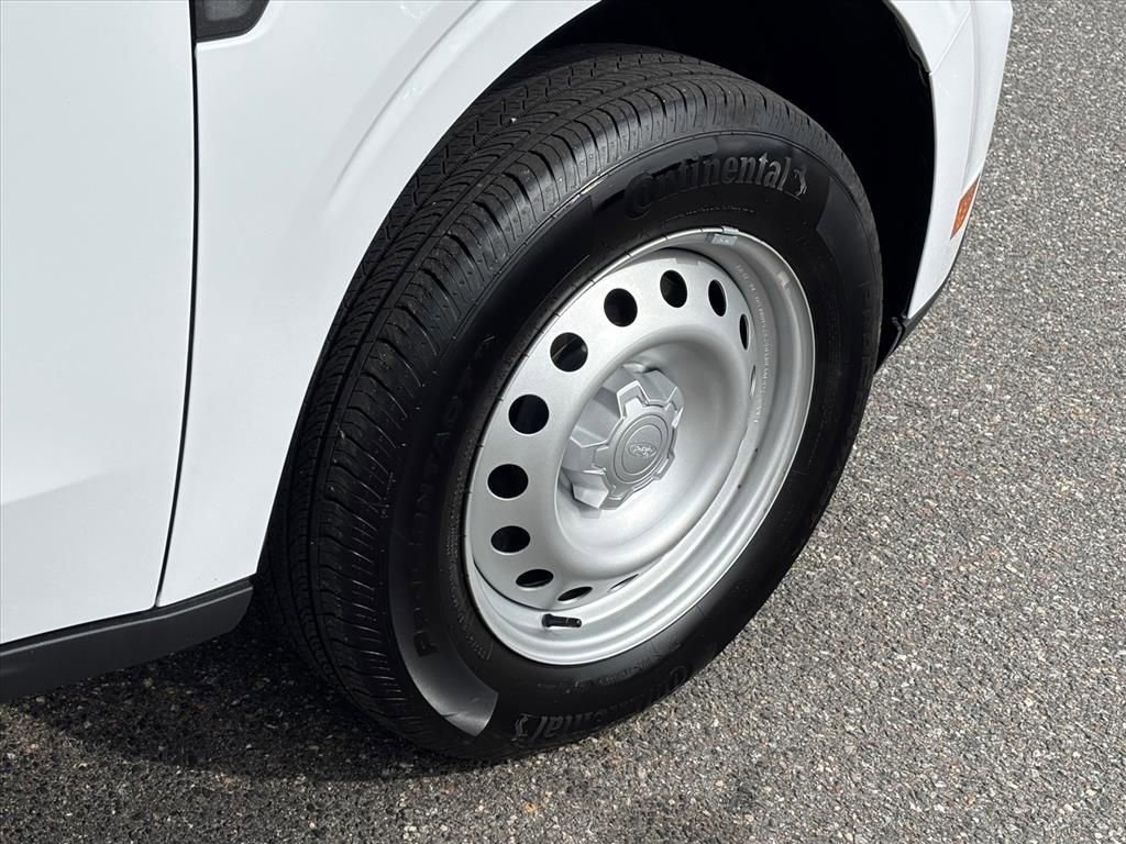 Used 2025 Ford Maverick XL image 28