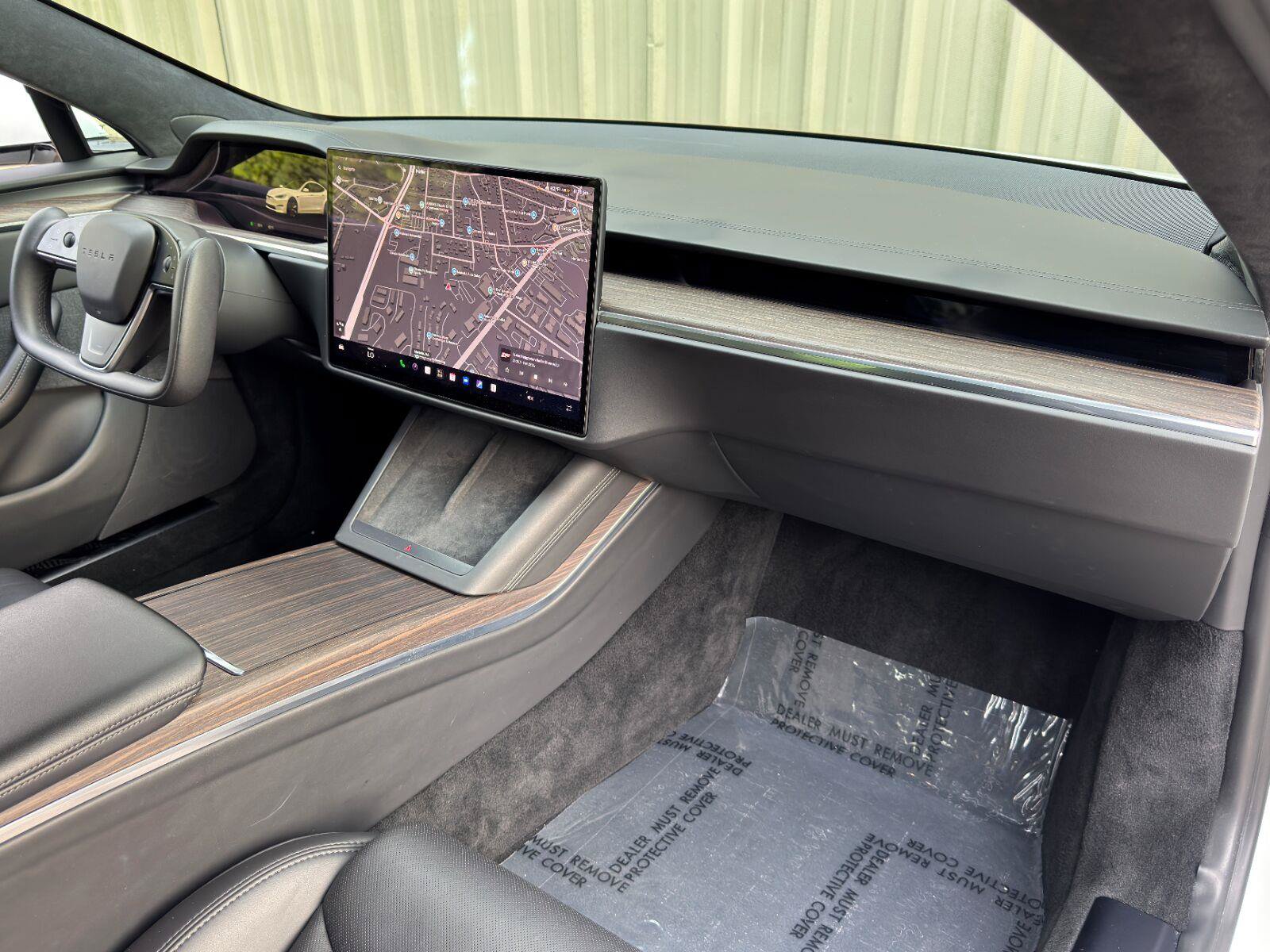 Used 2022 Tesla Model S AWD/4WD image 15