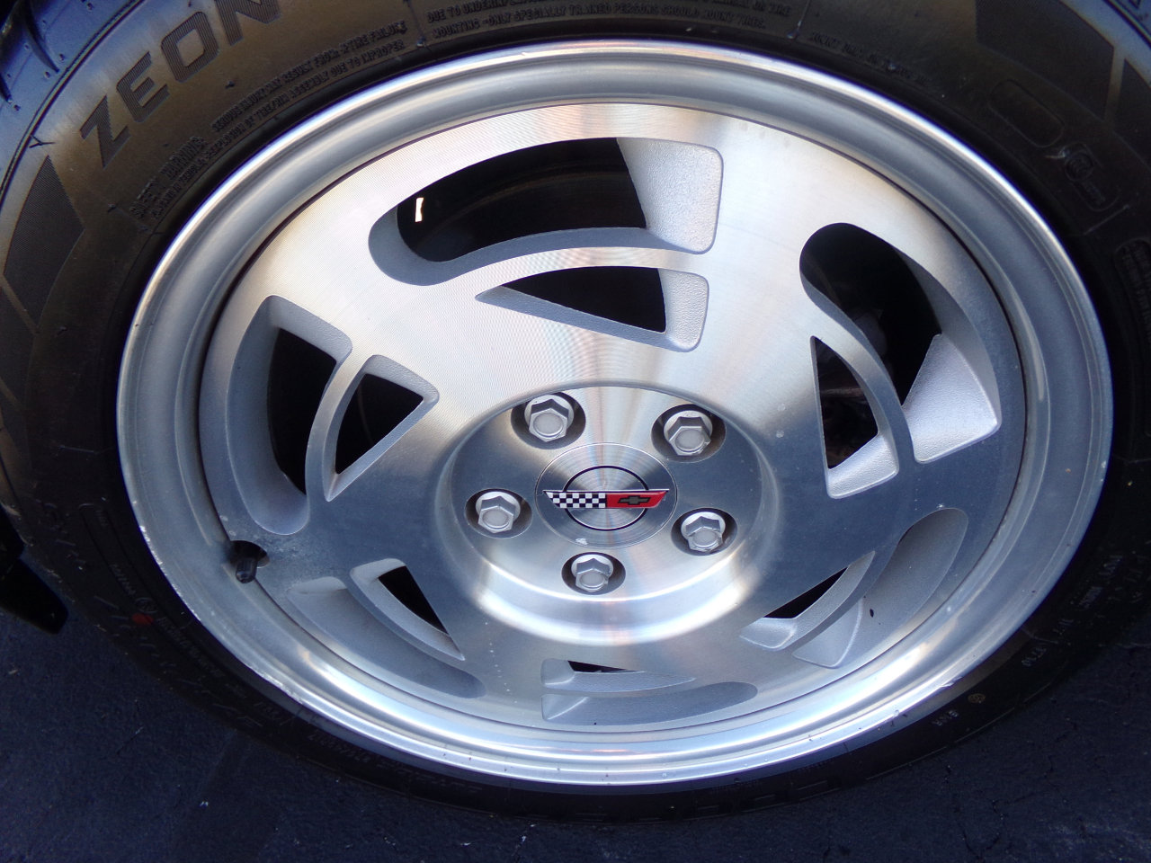 Used 1990 Chevrolet Corvette Convertible image 12