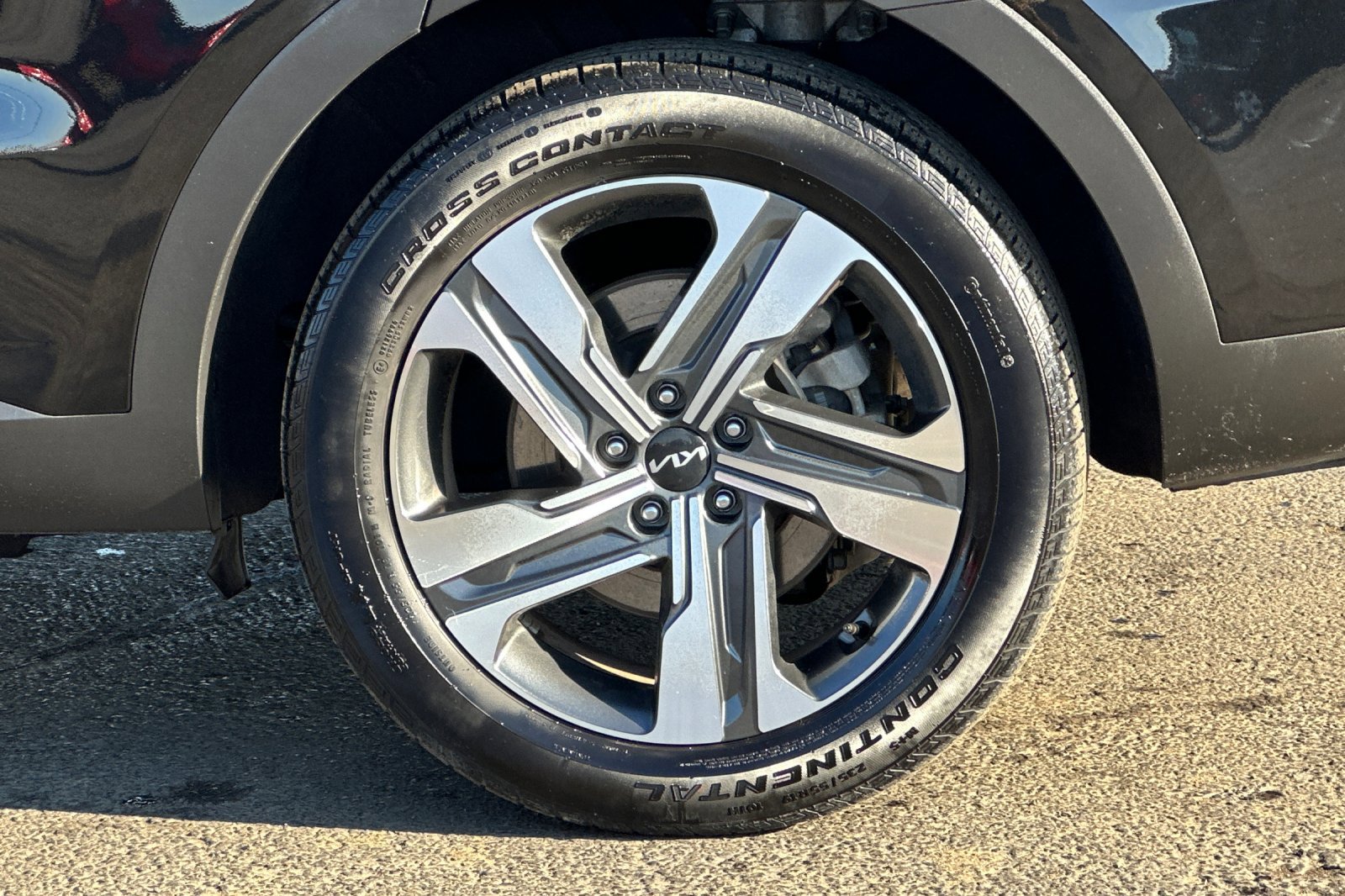 Used 2023 Kia Sorento EX image 28