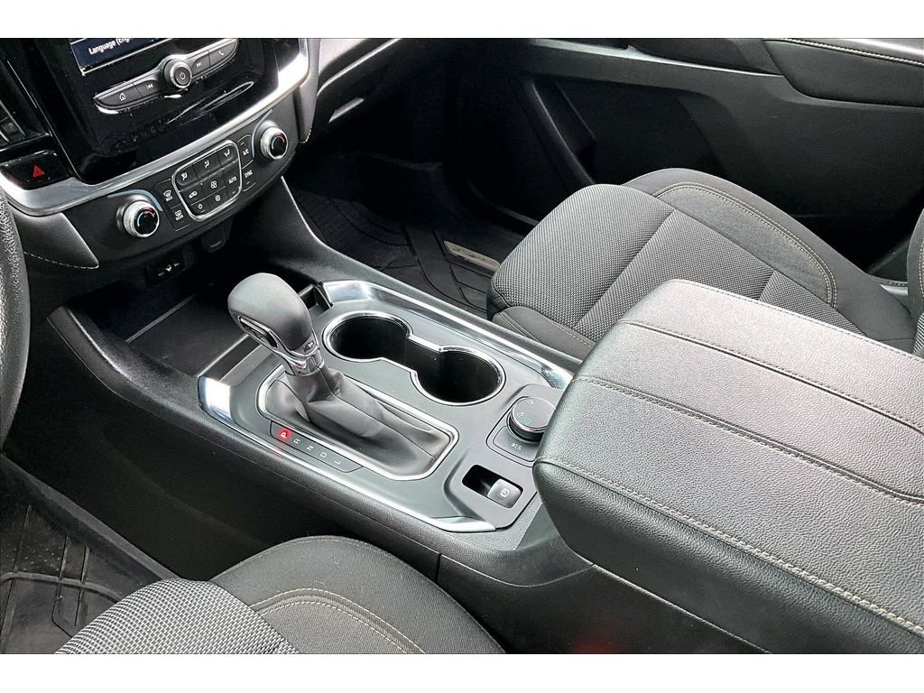Used 2021 Chevrolet Traverse LS AWD/4WD image 17