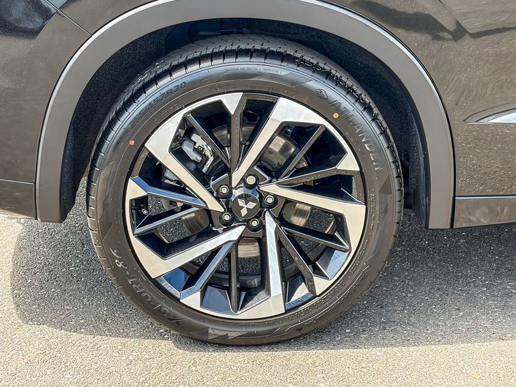 Used 2022 Mitsubishi Outlander SEL image 15