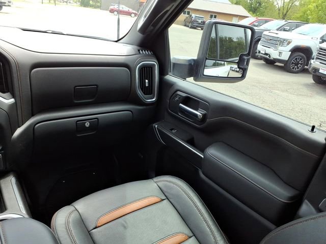 Used 2021 GMC Sierra 3500 AT4 w/ AT4 Premium Plus Package AWD/4WD image 15