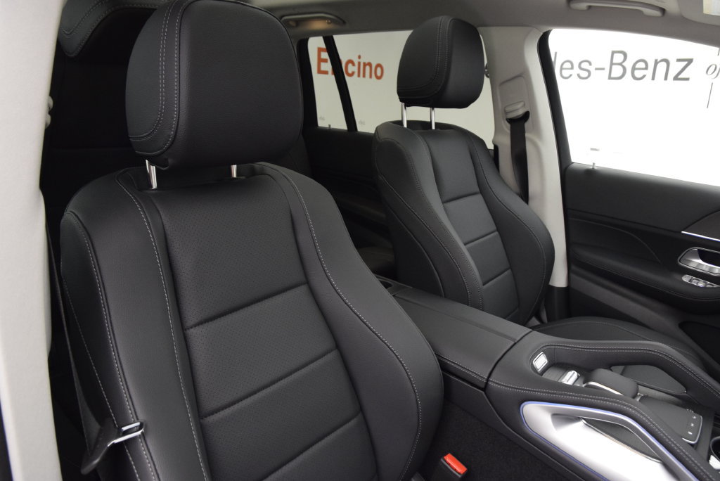New 2026 Mercedes-Benz GLS 450 4MATIC image 17