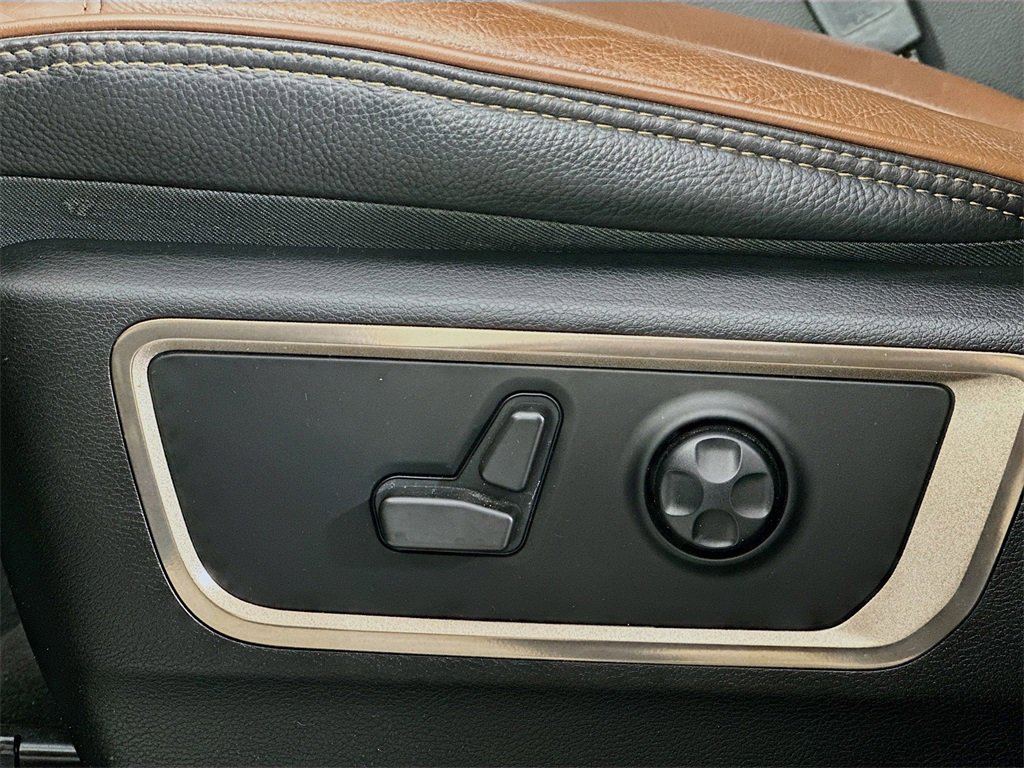 Used 2023 RAM 1500 Limited image 23