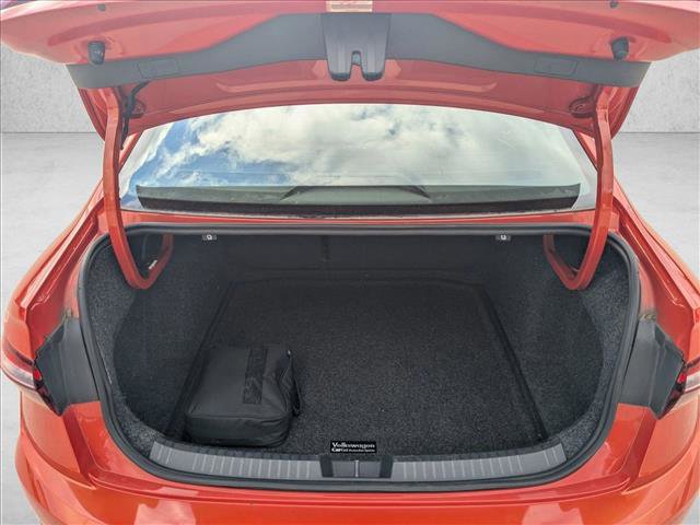 Used 2019 Volkswagen Jetta R-Line image 7