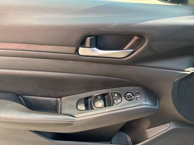 Used 2024 Nissan Altima 2.5 SV image 20