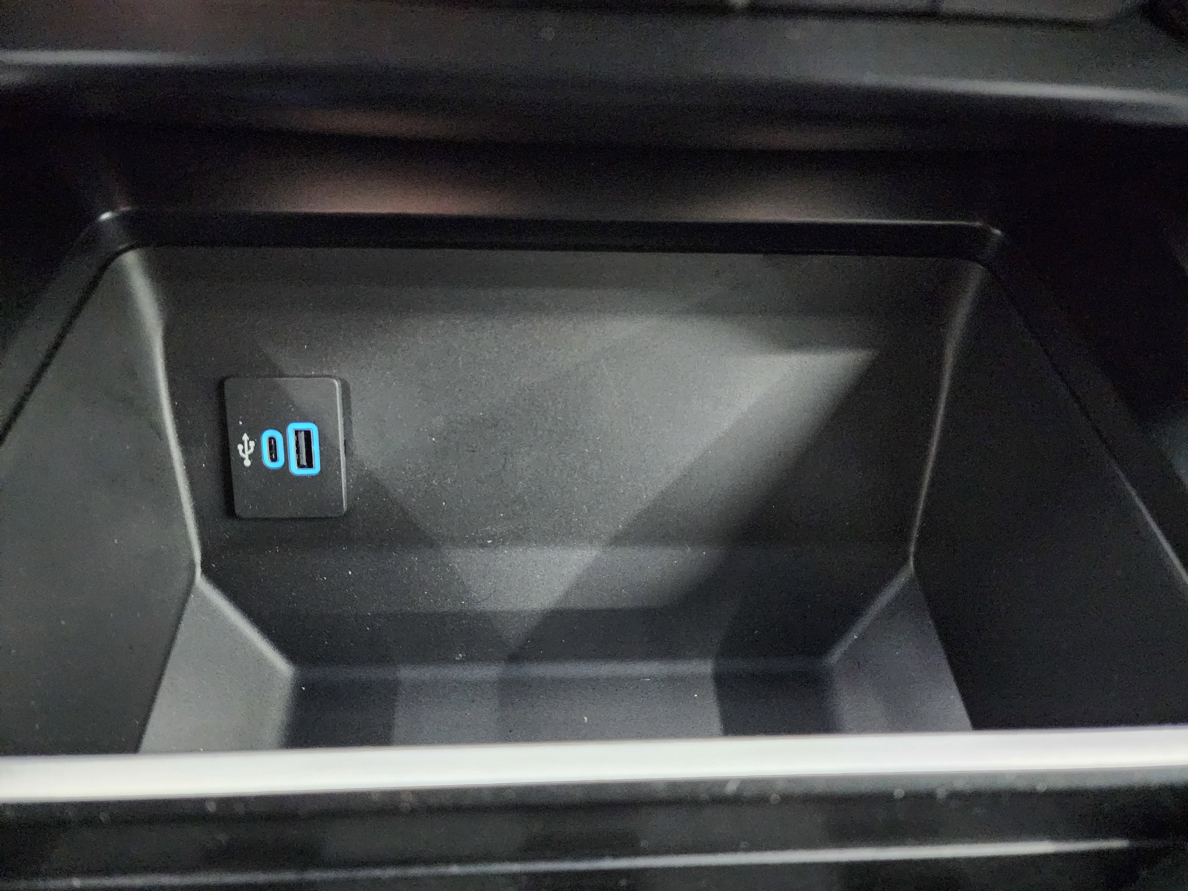 Used 2025 Ford F250 XLT w/ Black Appearance Package image 53