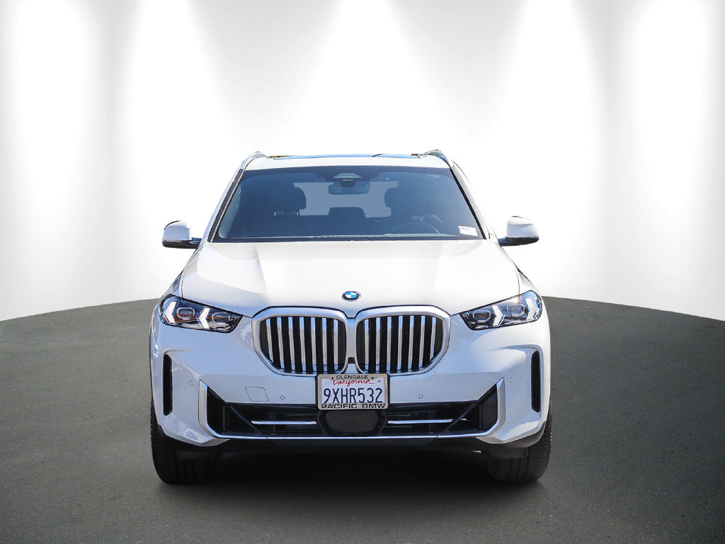 Used 2026 BMW X5 sDrive40i w/ Parking Assistance Package RWD image 2