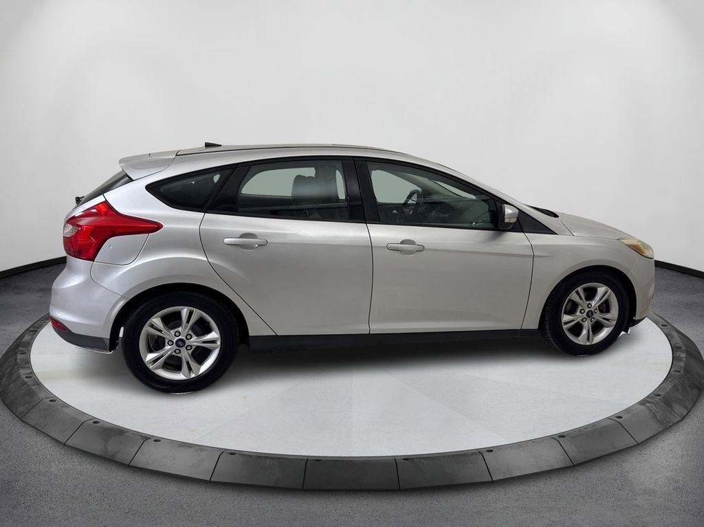 Used 2014 Ford Focus SE image 4