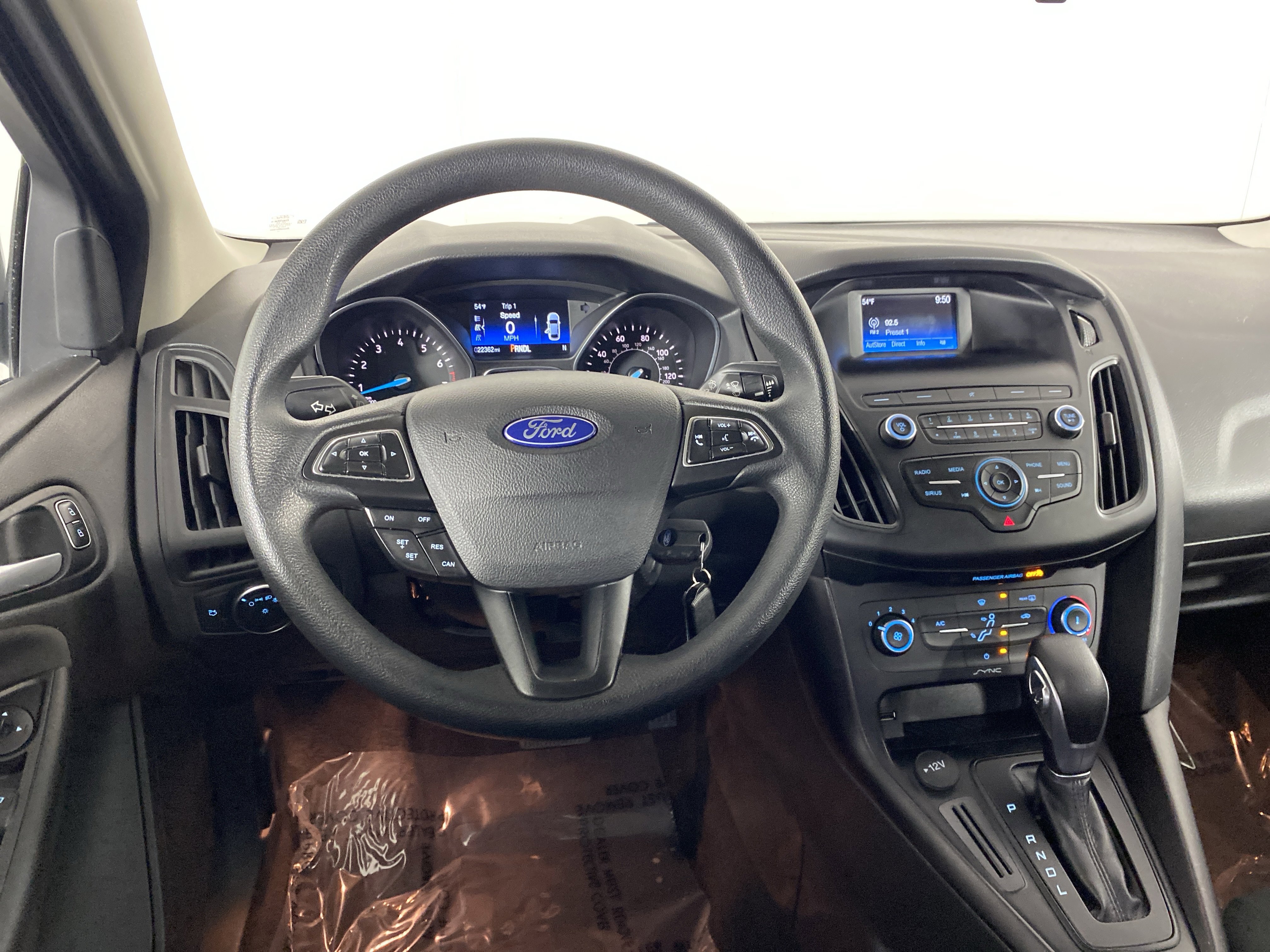 Used 2018 Ford Focus SE image 36