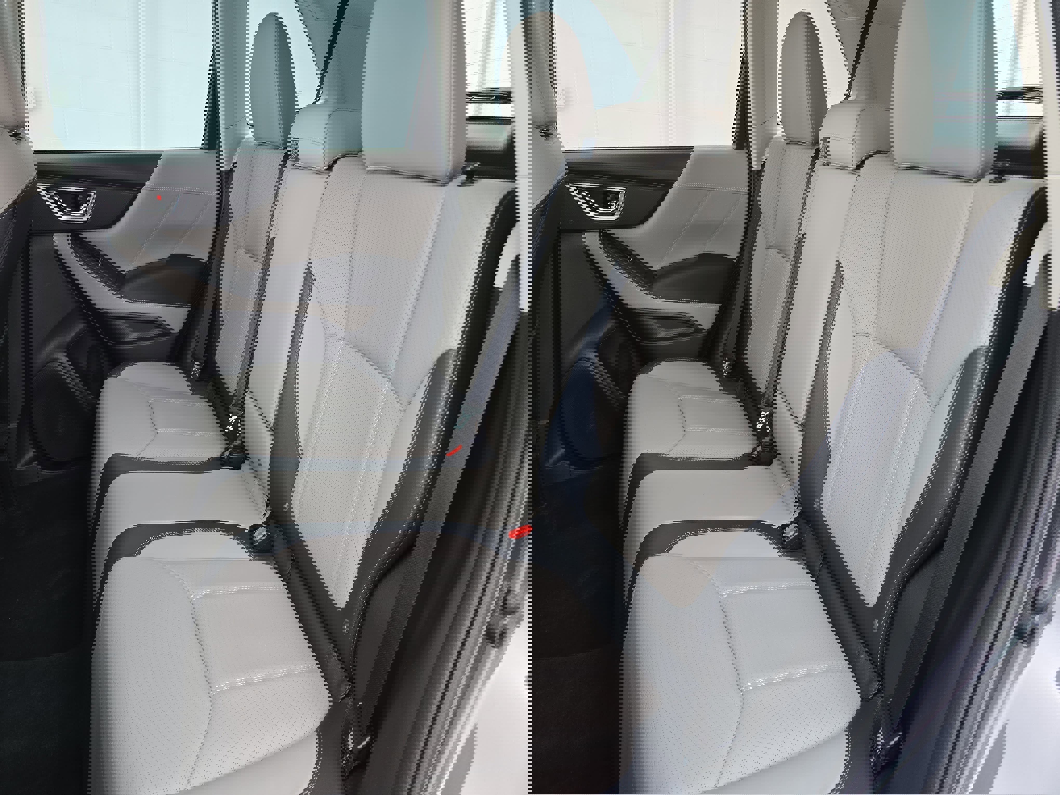 Used 2023 Subaru Forester Limited image 14