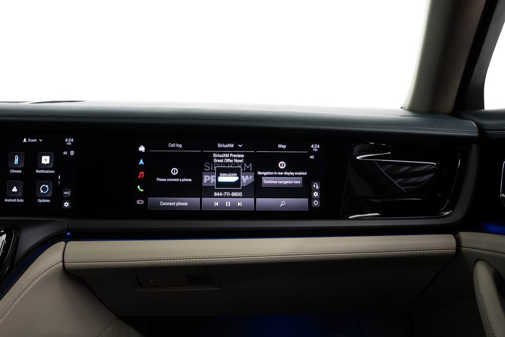 Used 2024 Porsche Panamera 4 image 29