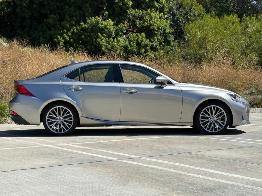 Used 2018 Lexus IS 300 w/ Accessory Package RWD image 7