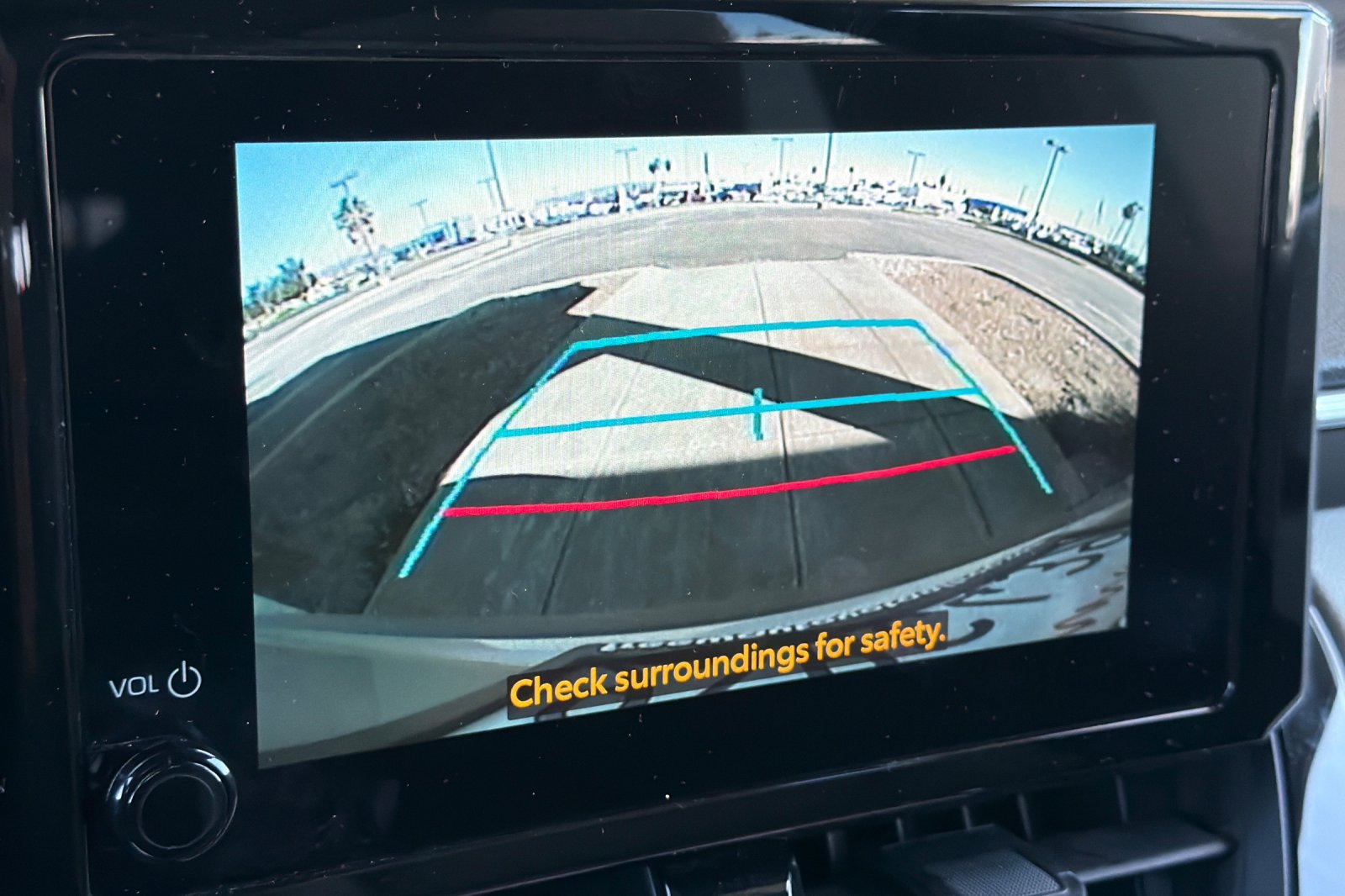 Used 2025 Toyota Corolla Cross L FWD image 24