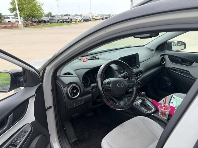 Used 2023 Hyundai Kona SEL FWD image 11