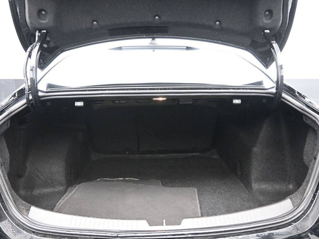 Used 2022 Chevrolet Malibu LT FWD image 30