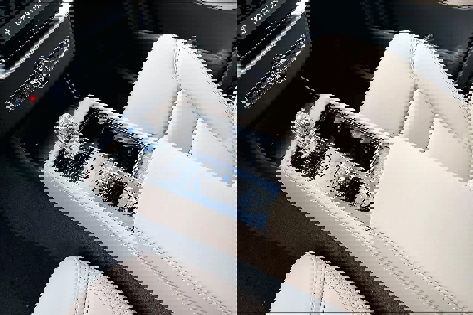 New 2026 Volvo XC90 B6 Plus w/ Protection Package Premier AWD/4WD image 10