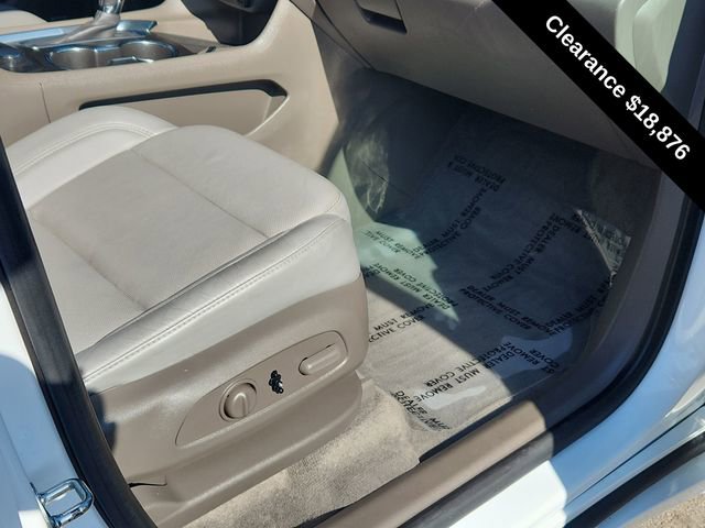 Used 2020 Chevrolet Traverse Premier image 20