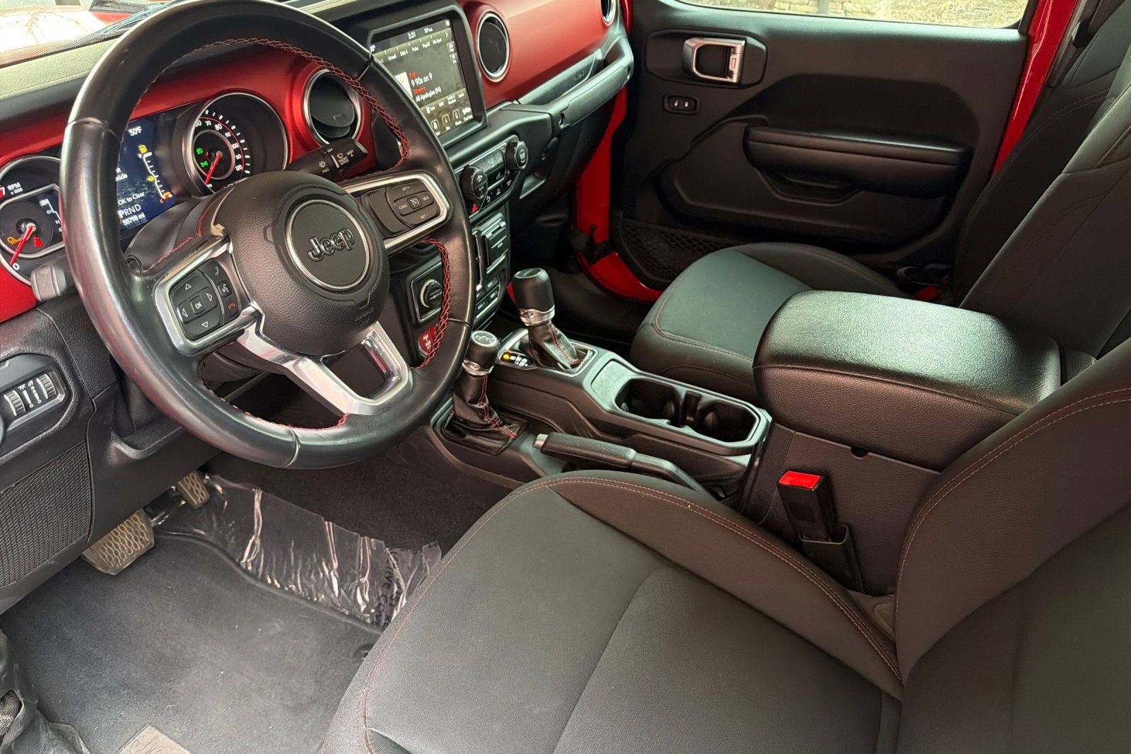 Used 2020 Jeep Gladiator Rubicon image 11