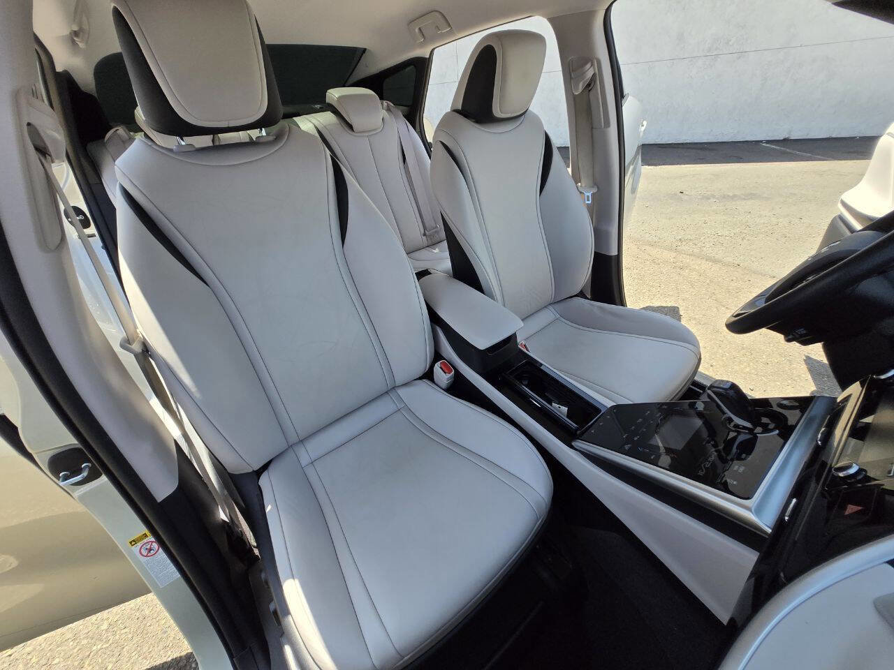 Used 2018 Toyota Mirai image 37