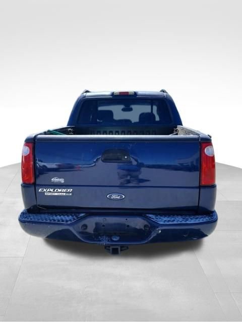 Used 2004 Ford Explorer Sport Trac XLT AWD/4WD image 3