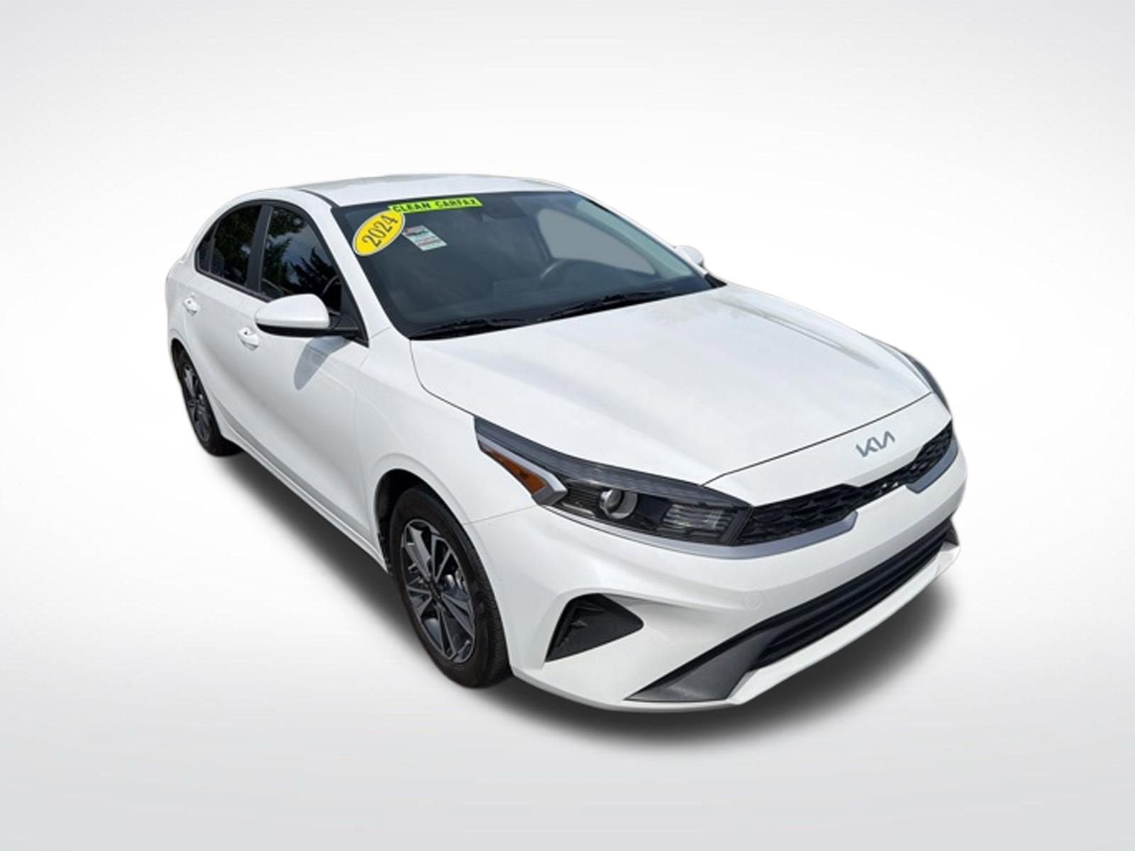Used 2024 Kia Forte LXS FWD image 1
