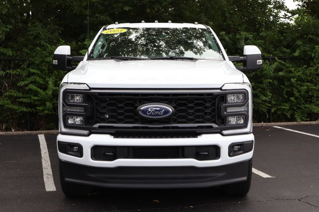 Used 2023 Ford F250 Lariat w/ Sport Appearance Package AWD/4WD image 2