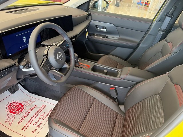 New 2026 Nissan Kicks SR w/ SR Premium Package image 15