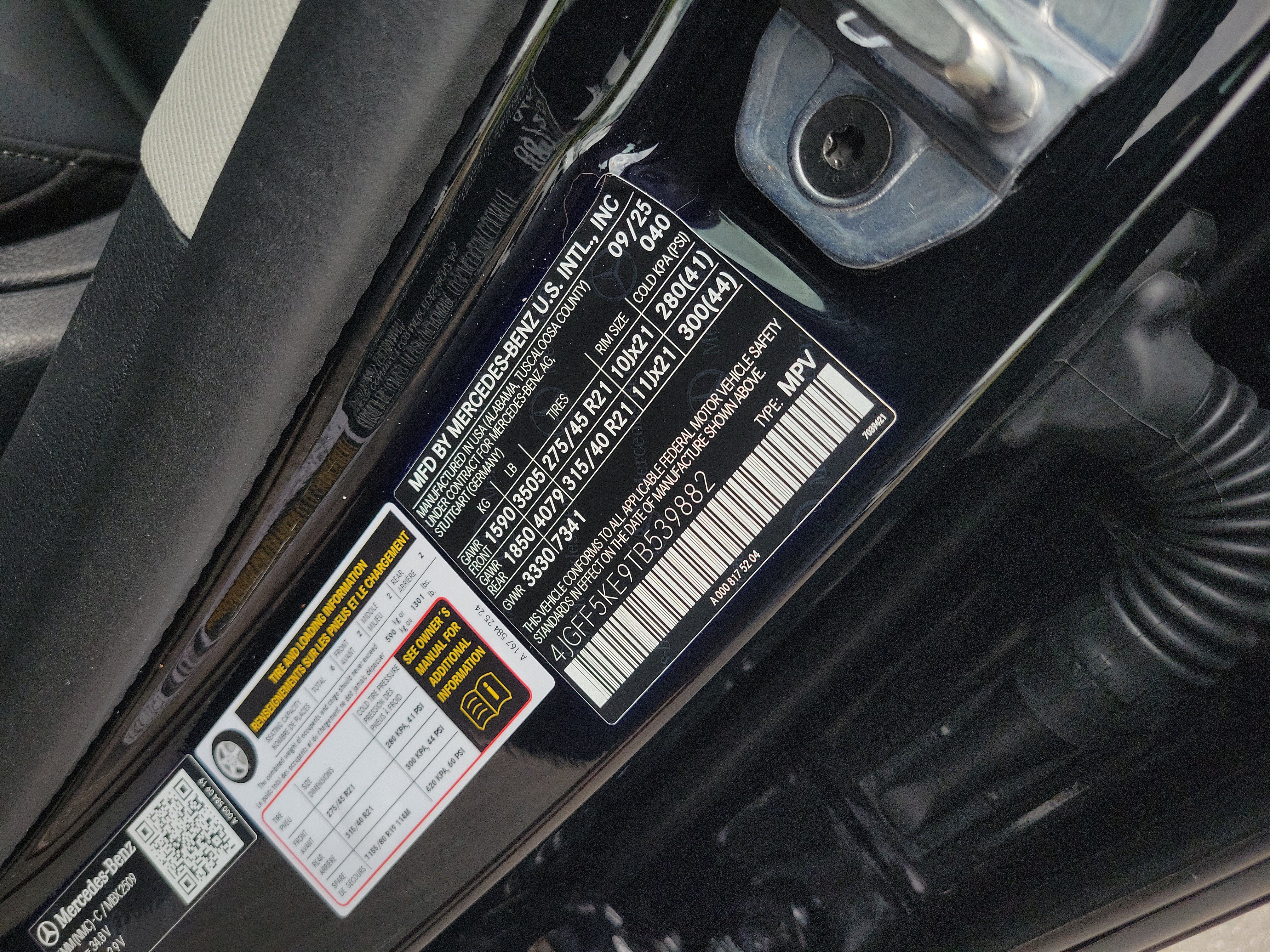 Certified 2026 Mercedes-Benz GLS 450 4MATIC image 29