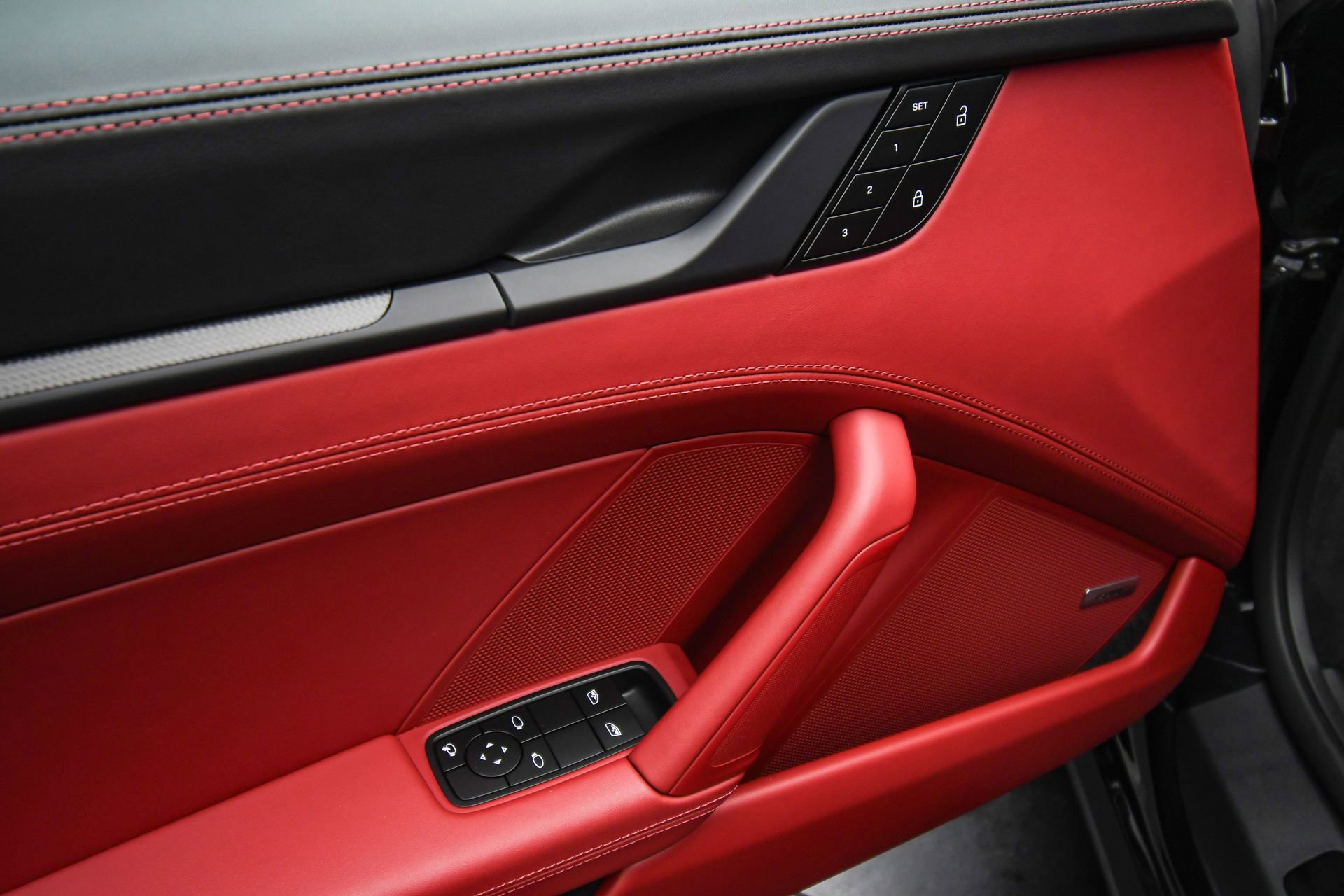 Used 2024 Porsche 911 Carrera GTS image 42