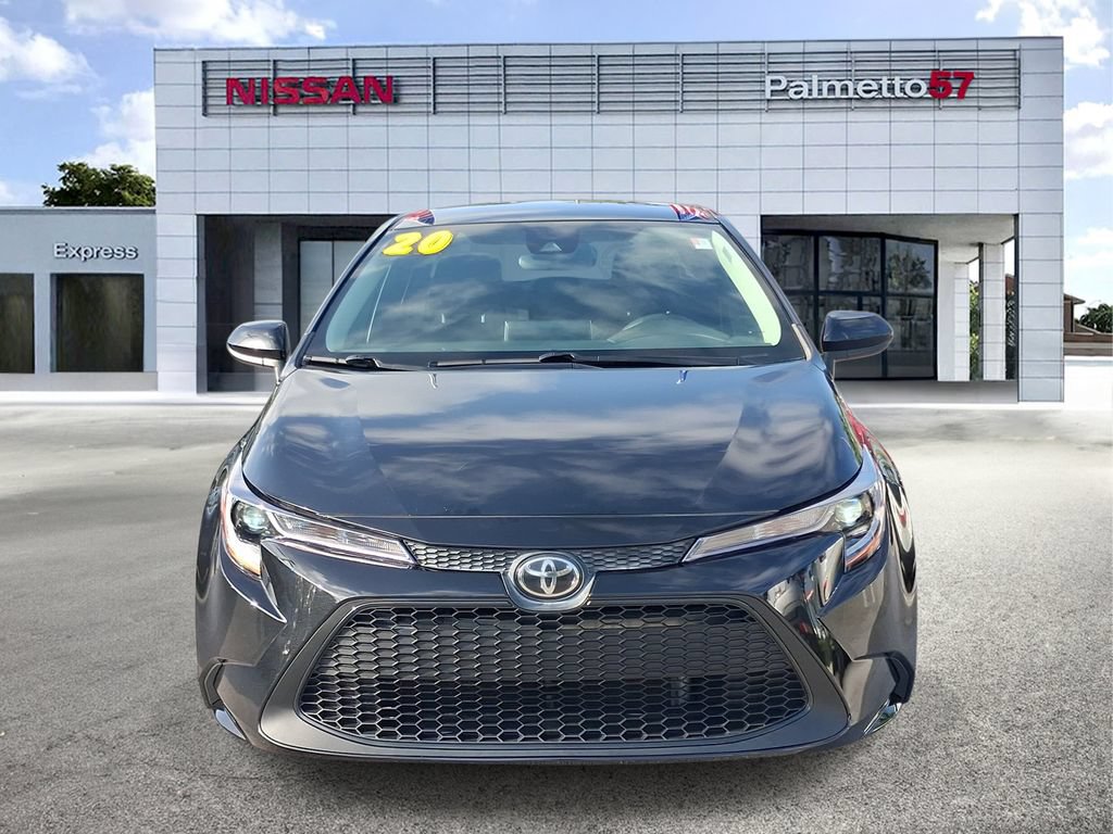 Used 2020 Toyota Corolla LE FWD image 2