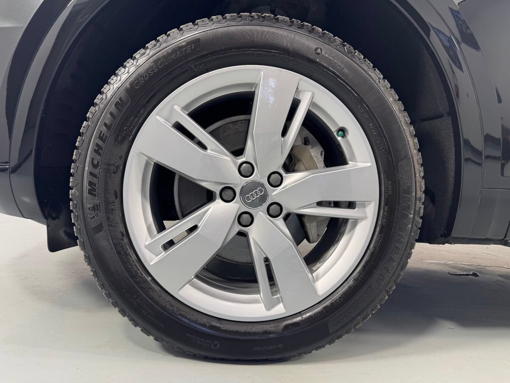 Used 2019 Audi Q5 2.0T Premium Plus w/ Premium Plus Package AWD/4WD image 10